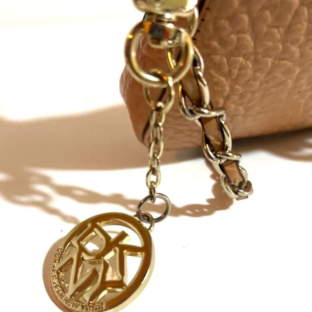 DKnyElegant Tan Leather Chain Strap shoulder Bag